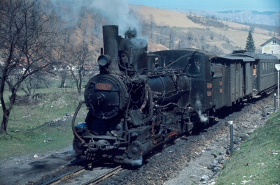 {short description of image}